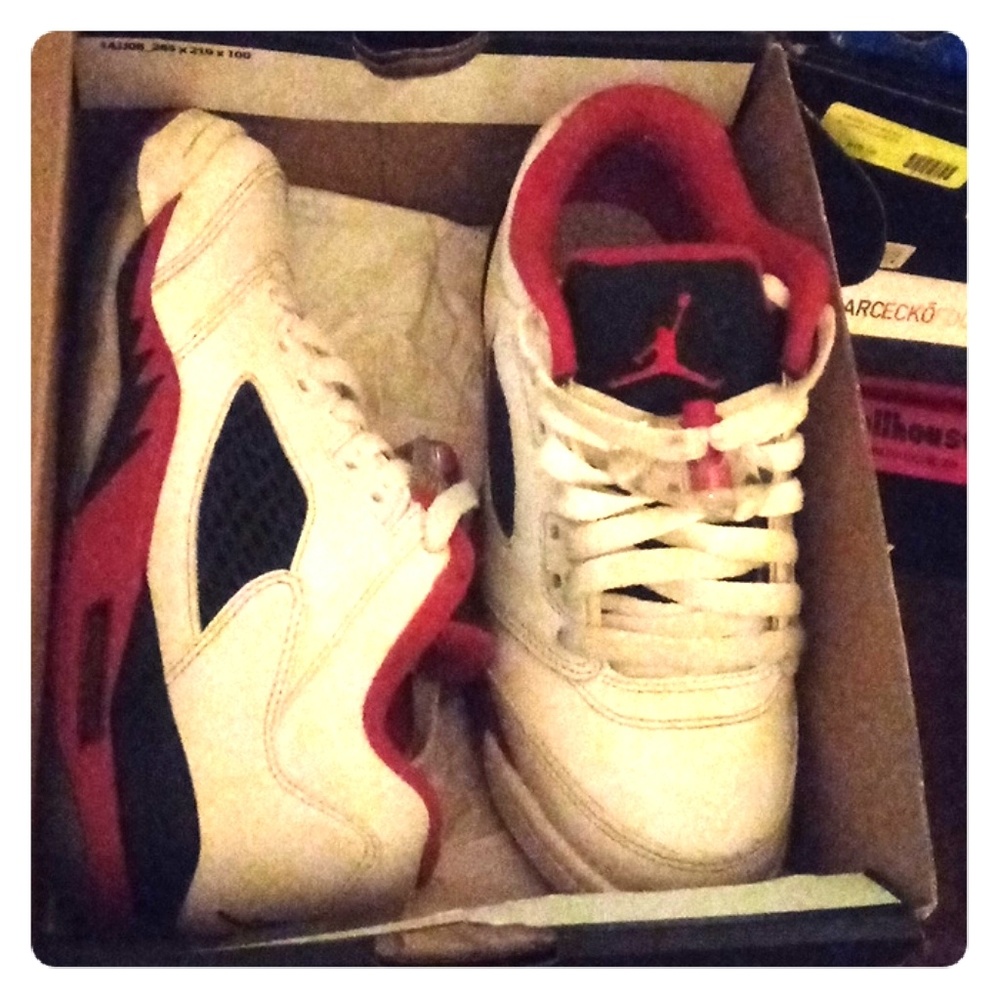 Jordan 5 low Retro Sz 4.5